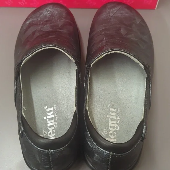 Alegria Keli Sketchy nursing shoe - Picture 2 of 5